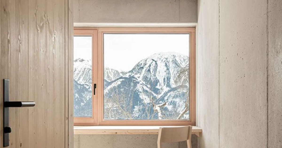 Atmoph Window 2（Wooden） Atmoph Window 2