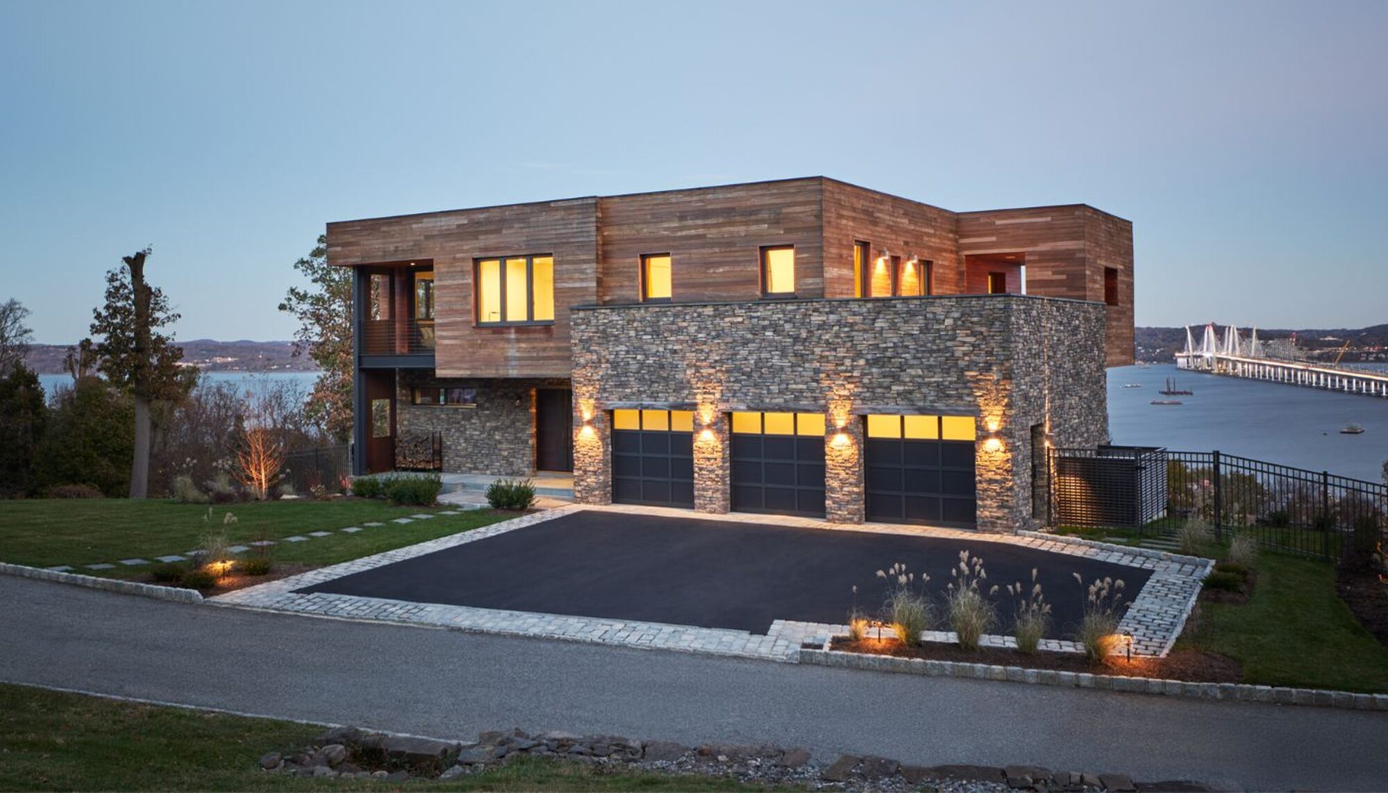 Arinco-houseです Nyack Project | Sustainable Timber Solutions by Avino | Avino