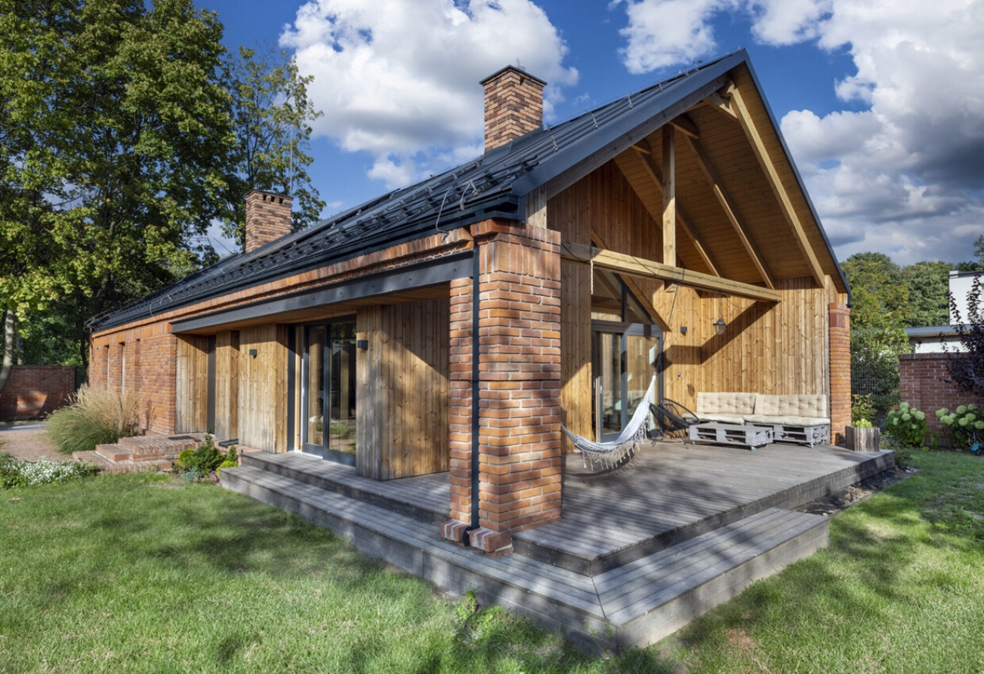 Arinco-houseです Lodz House Project | Elegant Timber Solutions by Avino | Avino